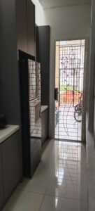 Jasa Kontraktor Rumah cendana pintu dapur