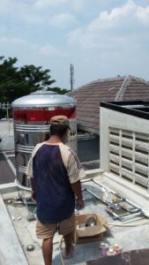 jasa renovasi rumah cluster Ruby tukang atap